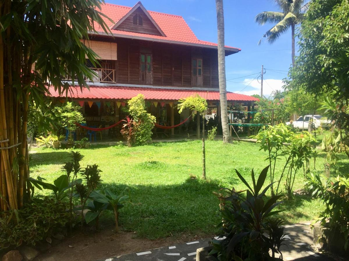 Soluna Guest House Pantai Cenang  Kültér fotó